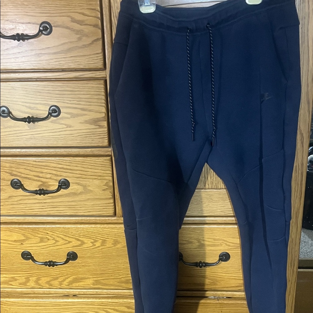 Nike Men's Dark Navy Drawstring Joggers